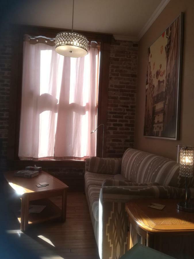 Vieux-Old Farnham Appart-Condotel المظهر الخارجي الصورة