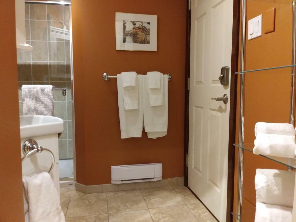 Vieux-Old Farnham Appart-Condotel المظهر الخارجي الصورة